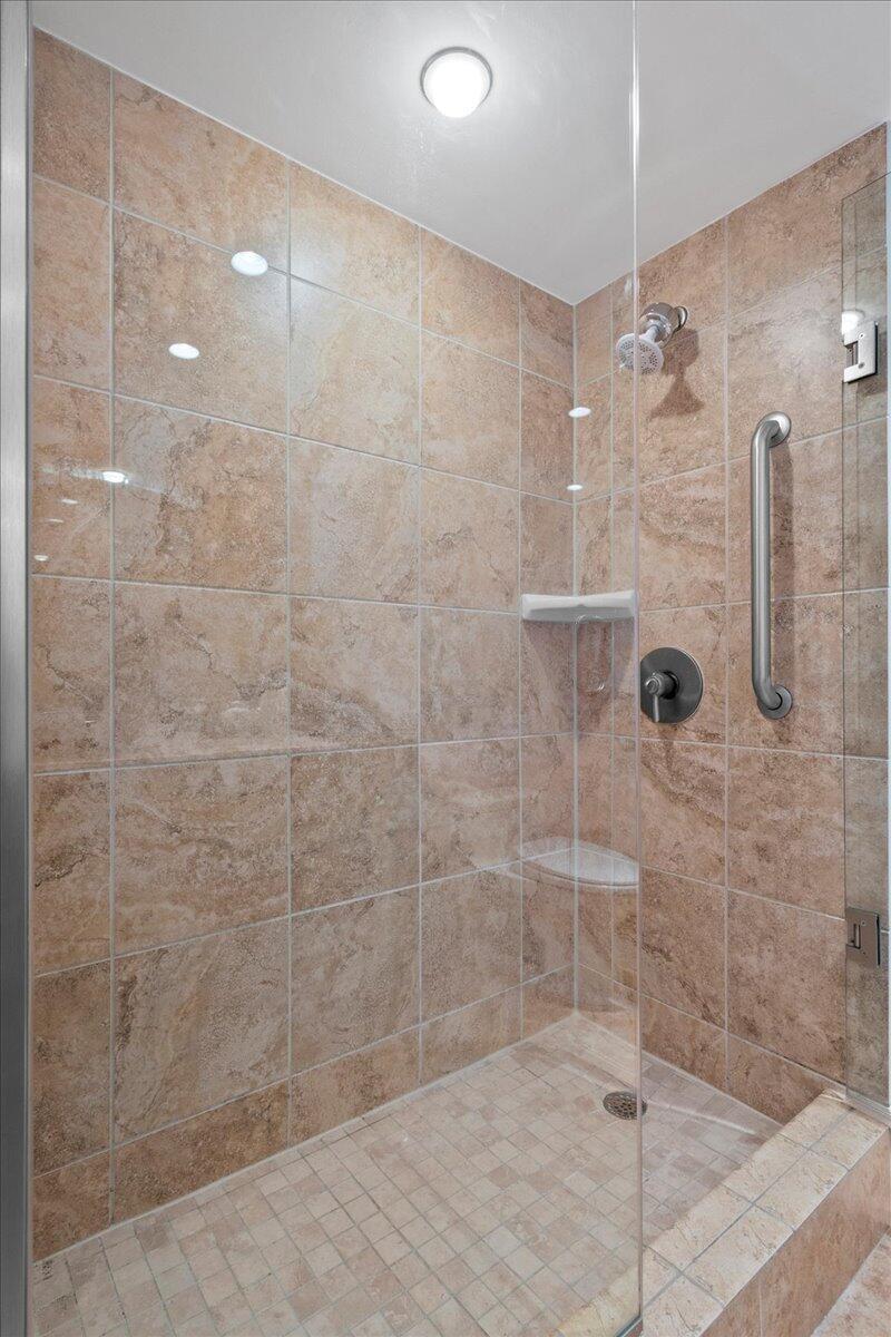 3000 N Ocean Drive 30b