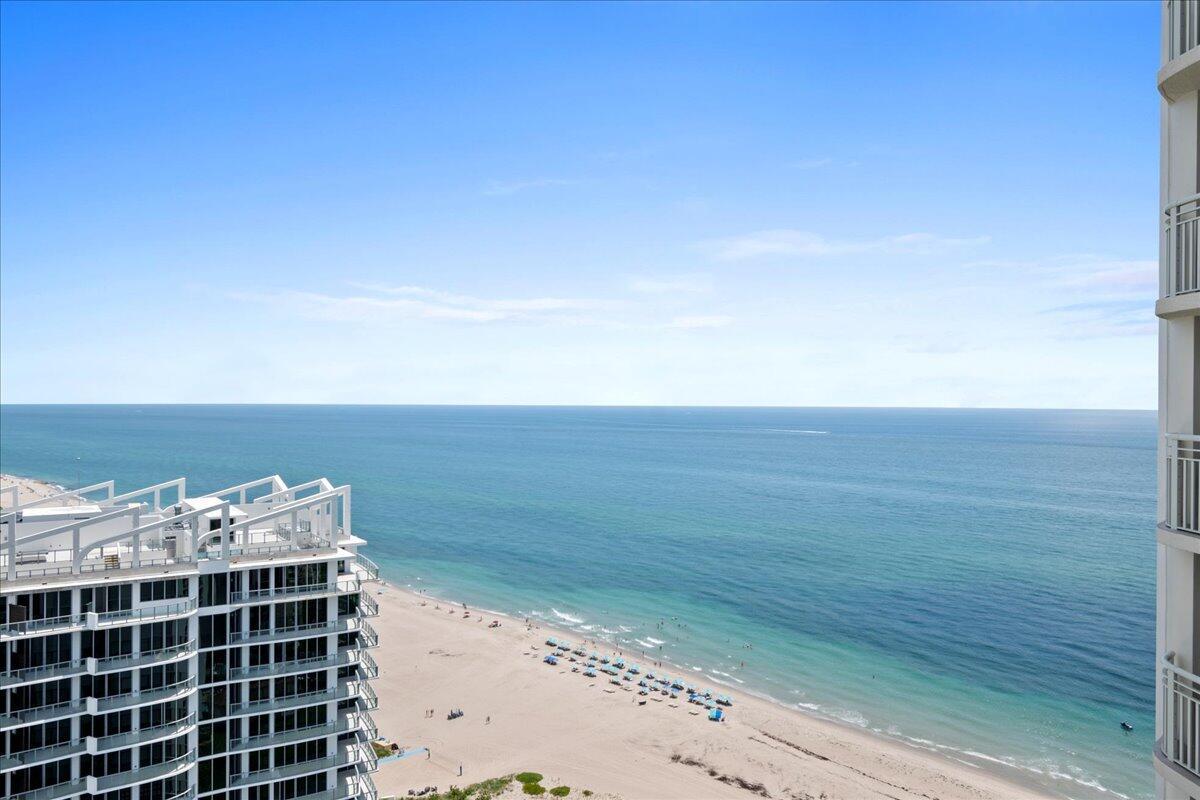 3000 N Ocean Drive 30b