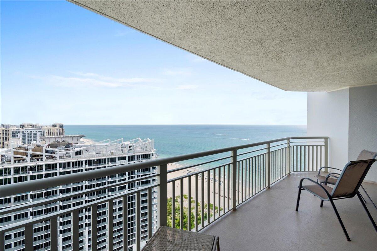 3000 N Ocean Drive 30b