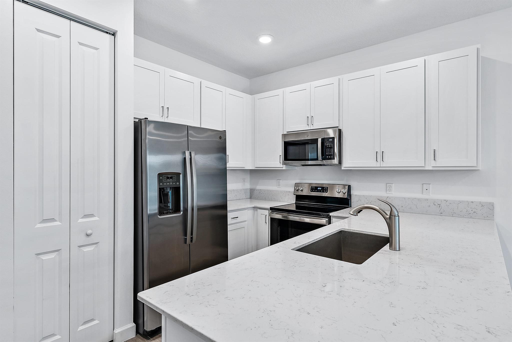 14528 Highland Center Way
