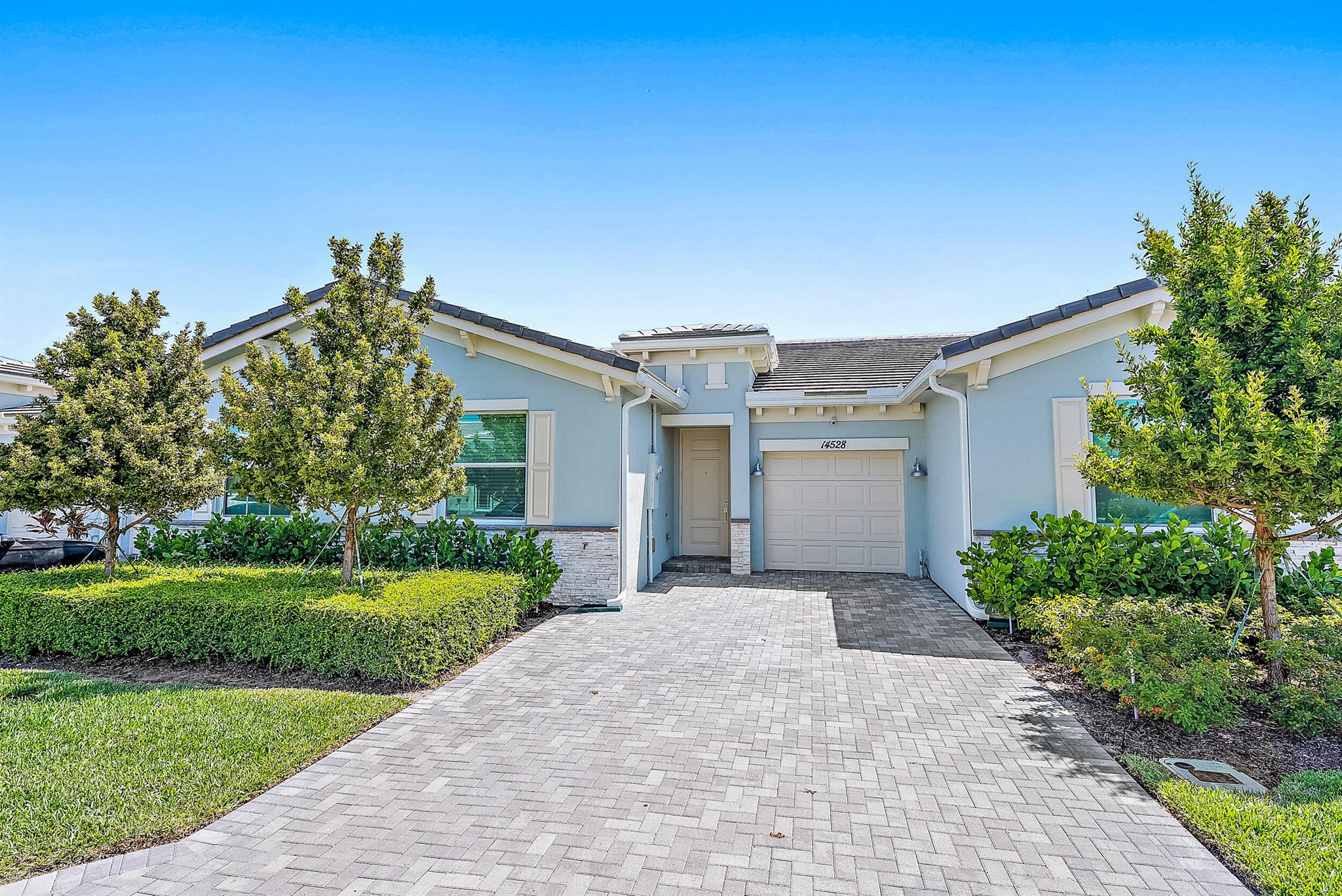 14528 Highland Center Way