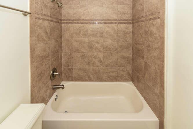 3083 Waterside Circle