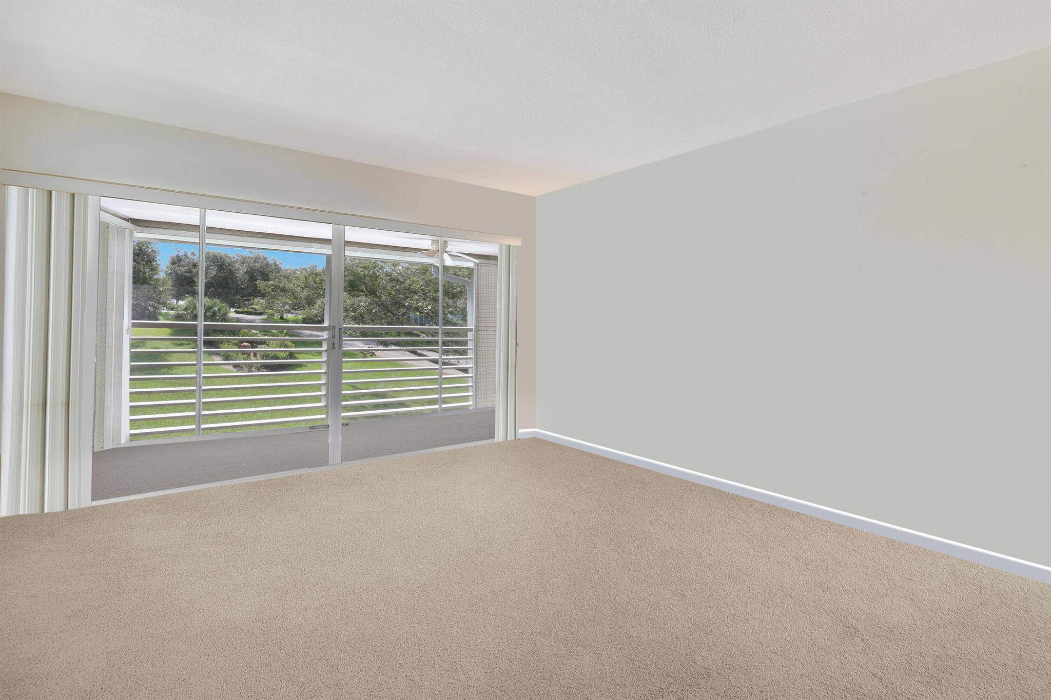 1 Westwood Avenue 201f