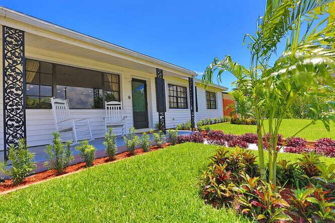826 Cochran Drive