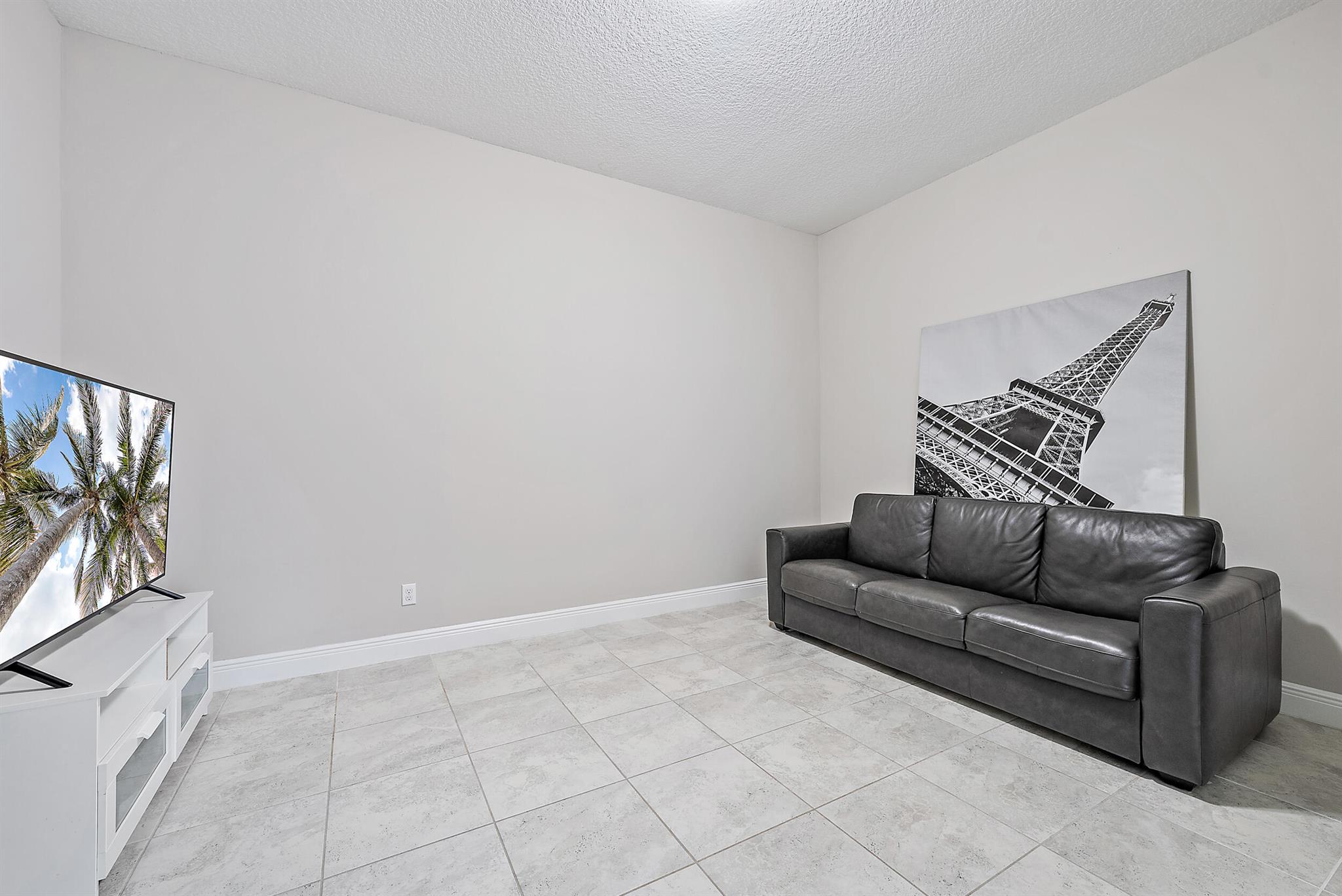 9186 Greenspire Lane