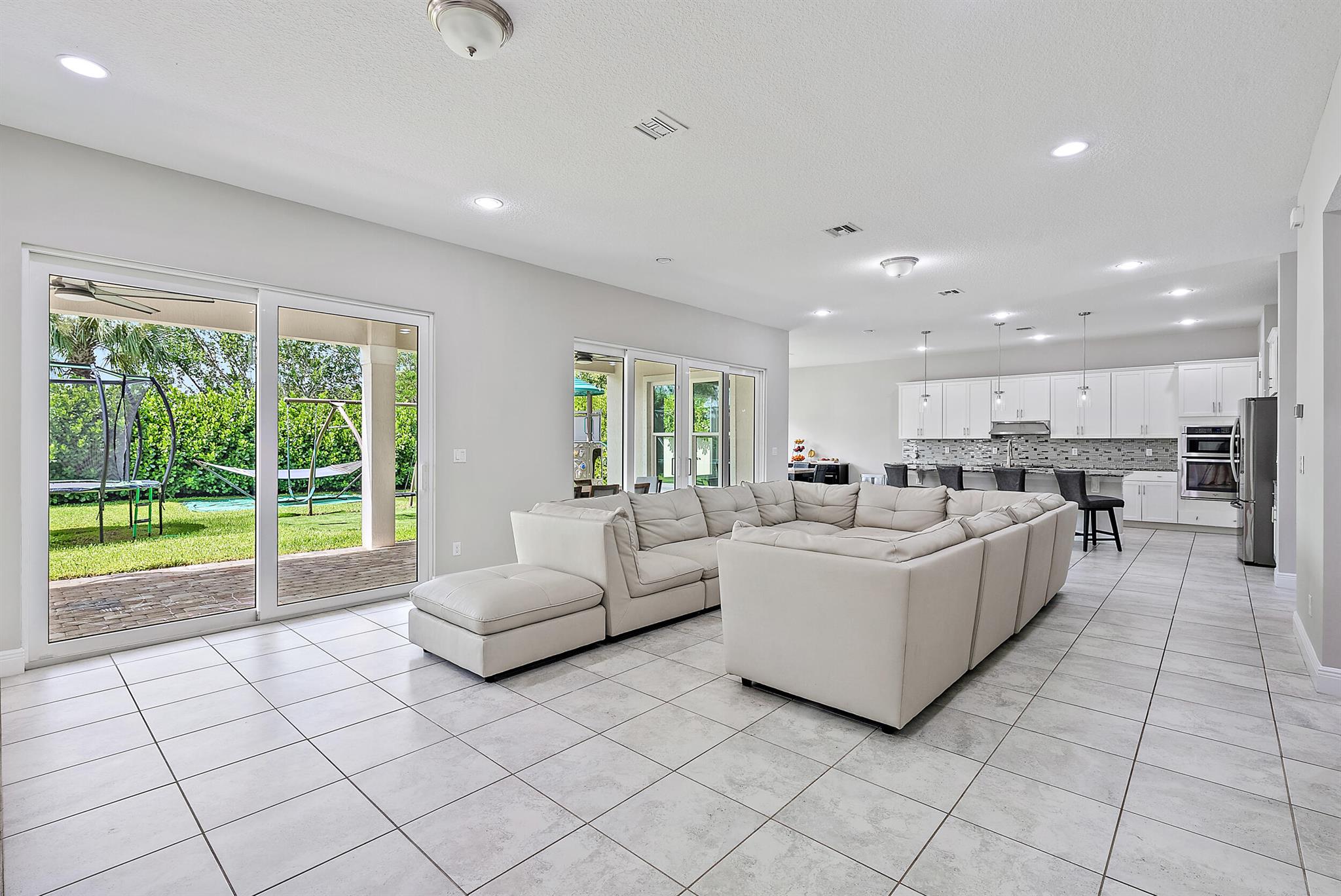 9186 Greenspire Lane