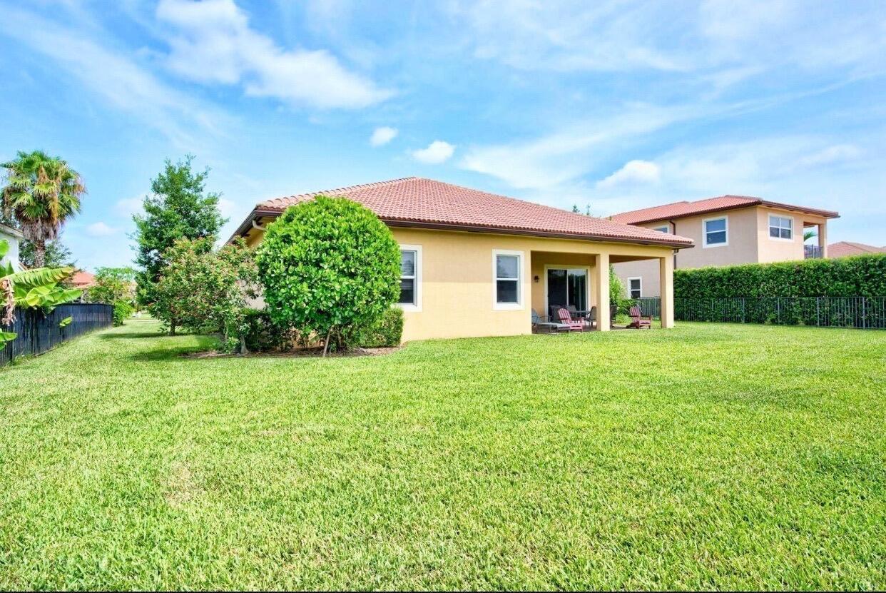 172 Manor Circle