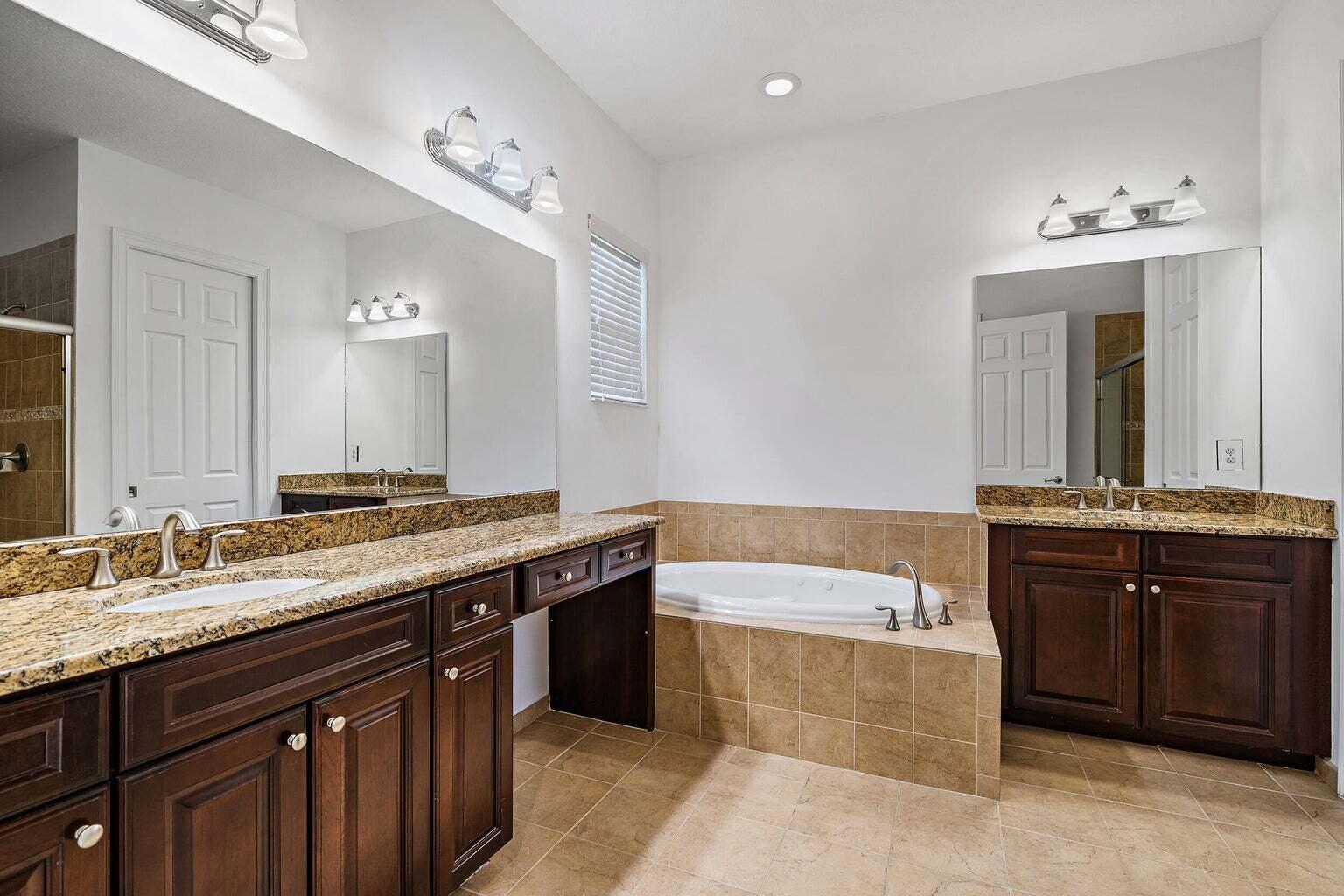 172 Manor Circle