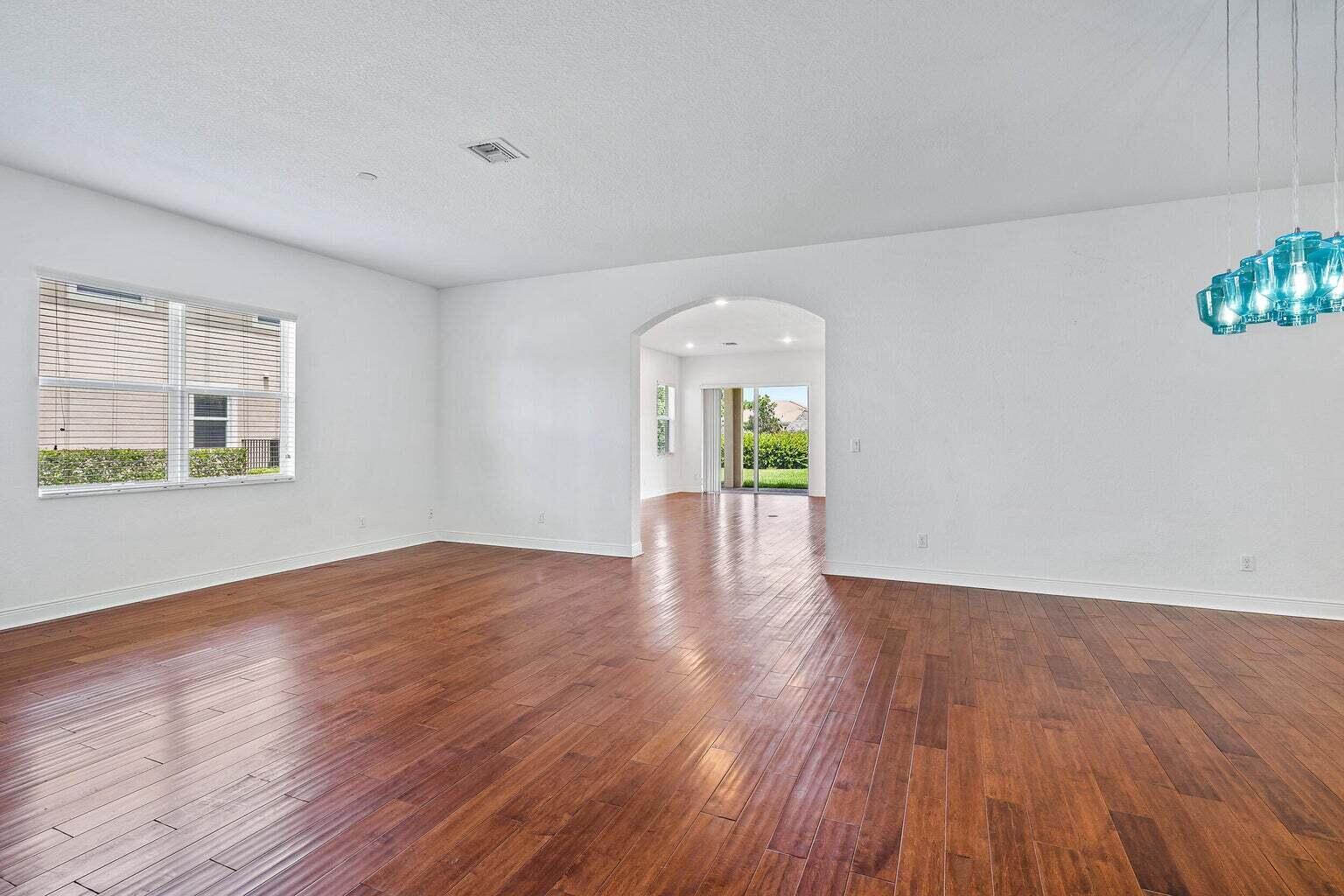 172 Manor Circle