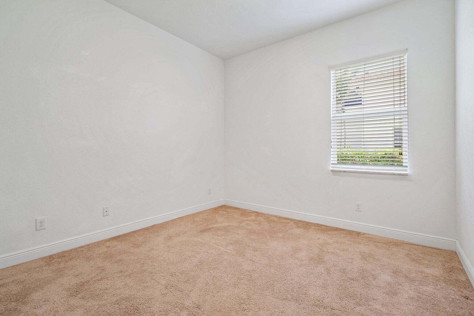 172 Manor Circle