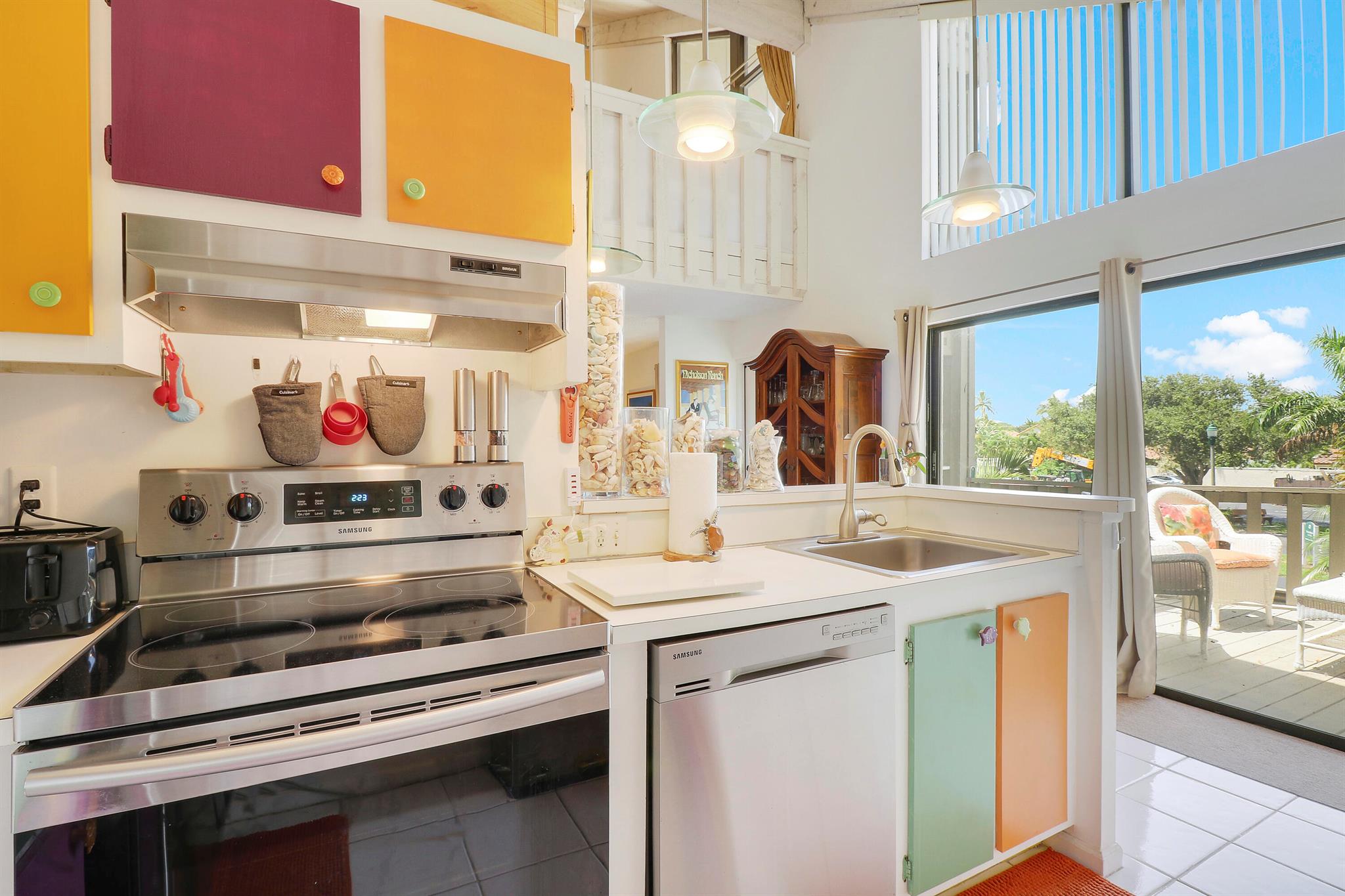 1605 S Us Highway 1 1f