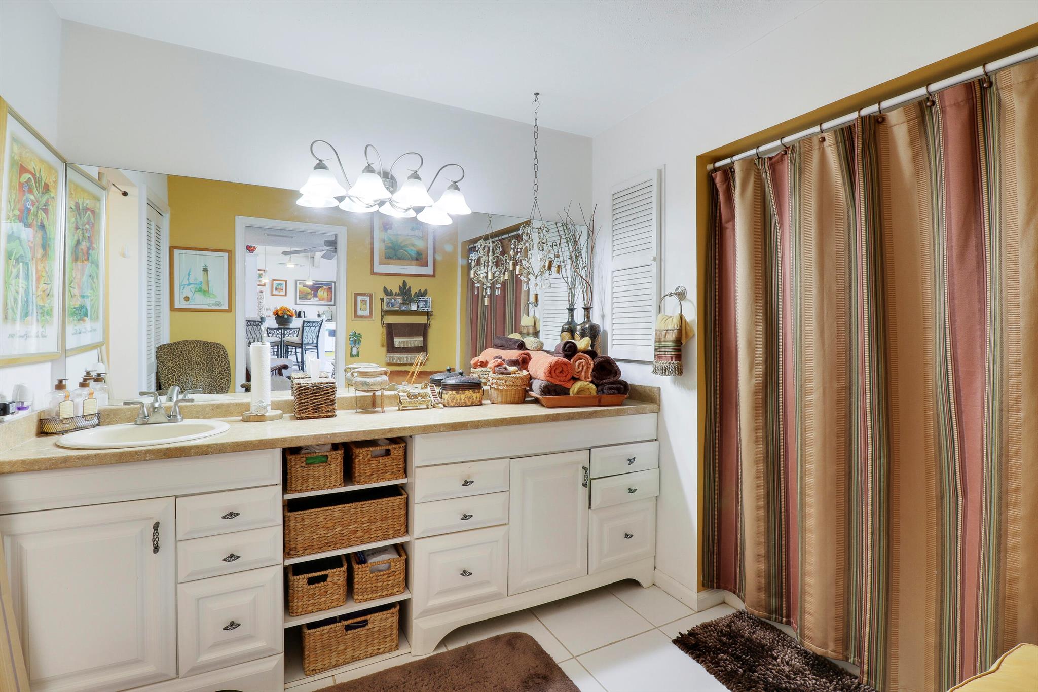 1605 S Us Highway 1 1f