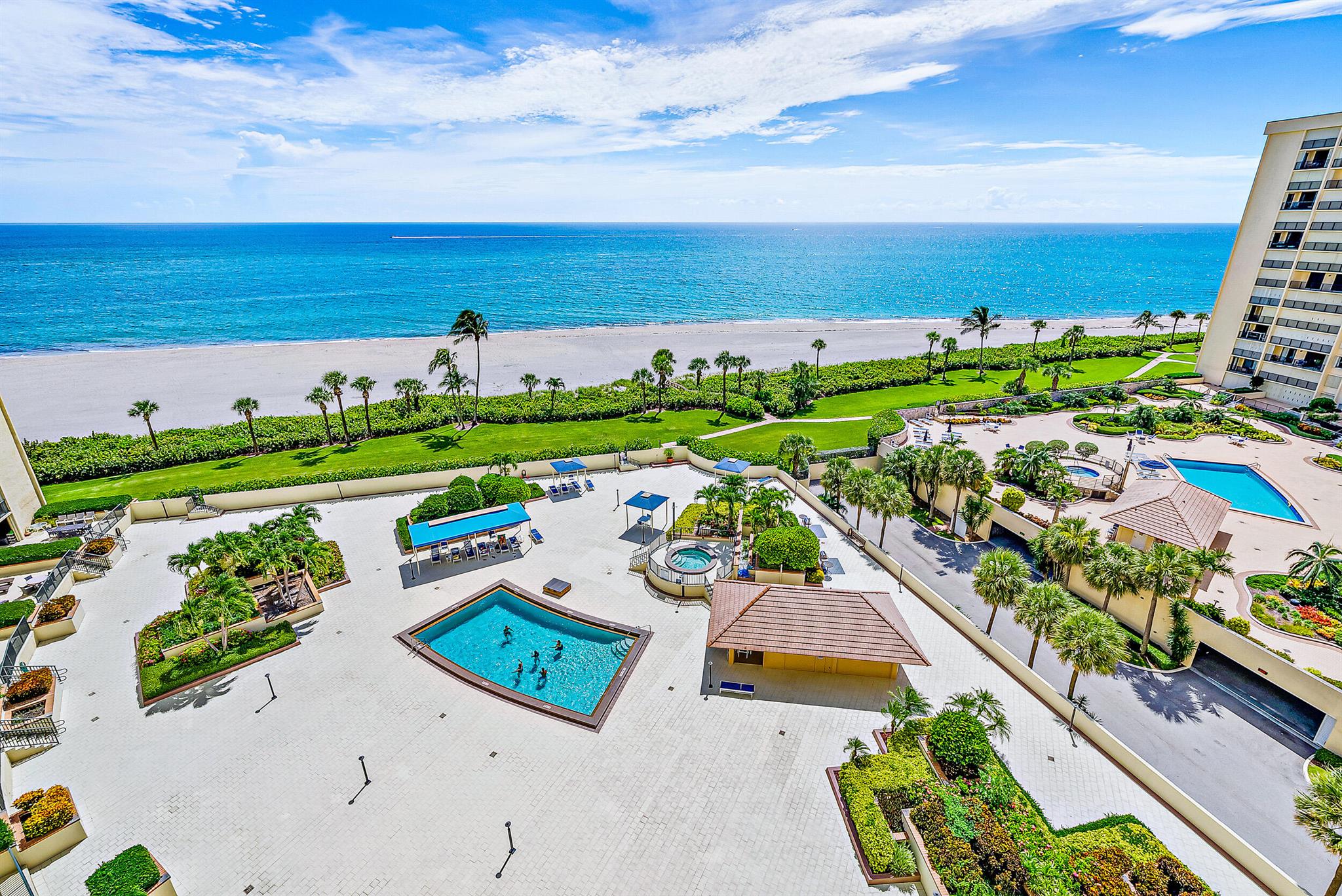 400 Ocean Trail Way 1008