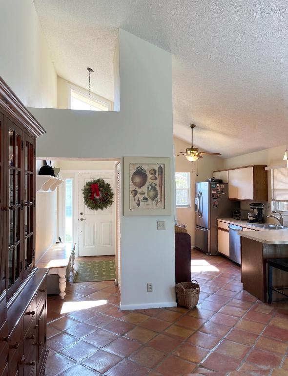 251 Maplecrest Circle