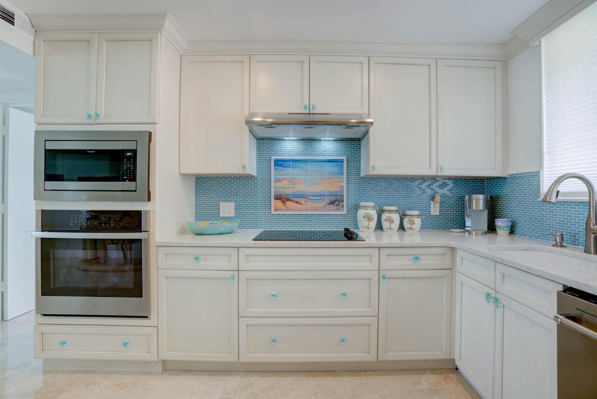 300 Ocean Trail Way 901