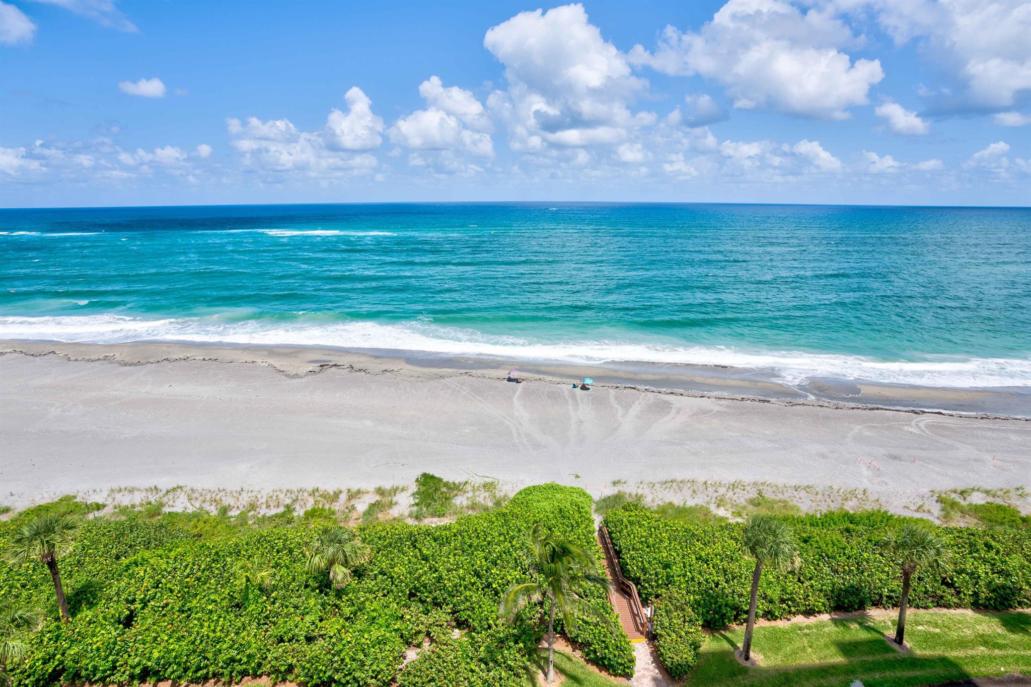 300 Ocean Trail Way 901