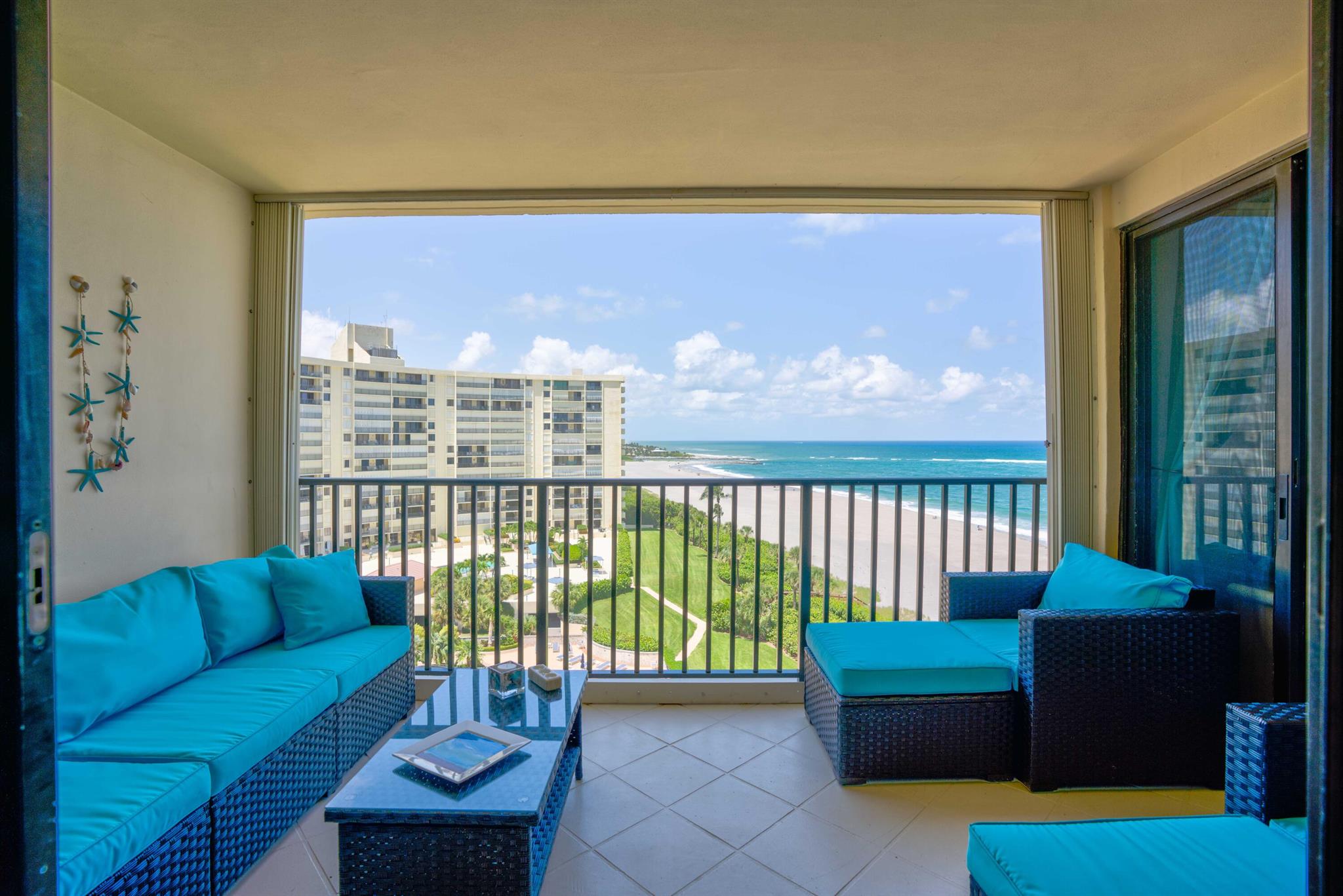 300 Ocean Trail Way 901