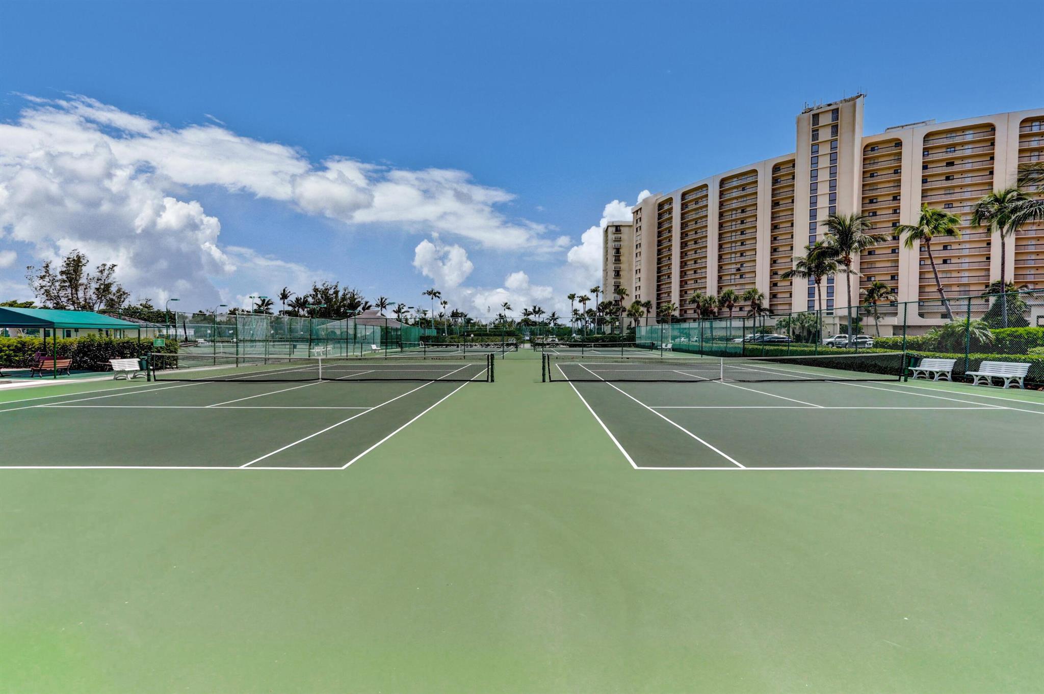 300 Ocean Trail Way 901