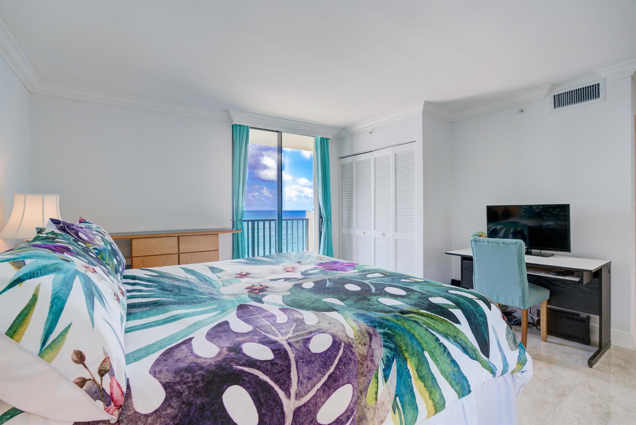 300 Ocean Trail Way 901