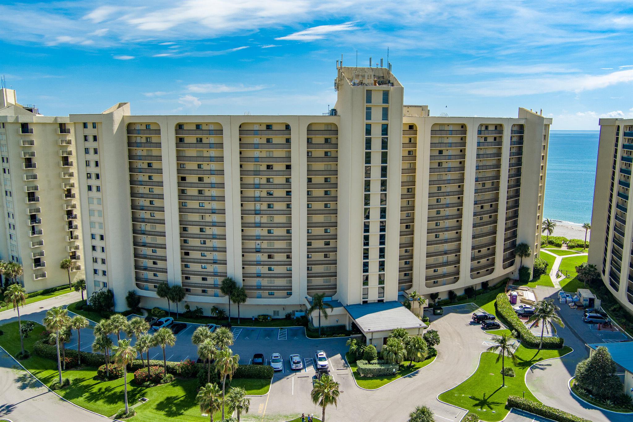 300 Ocean Trail Way 901