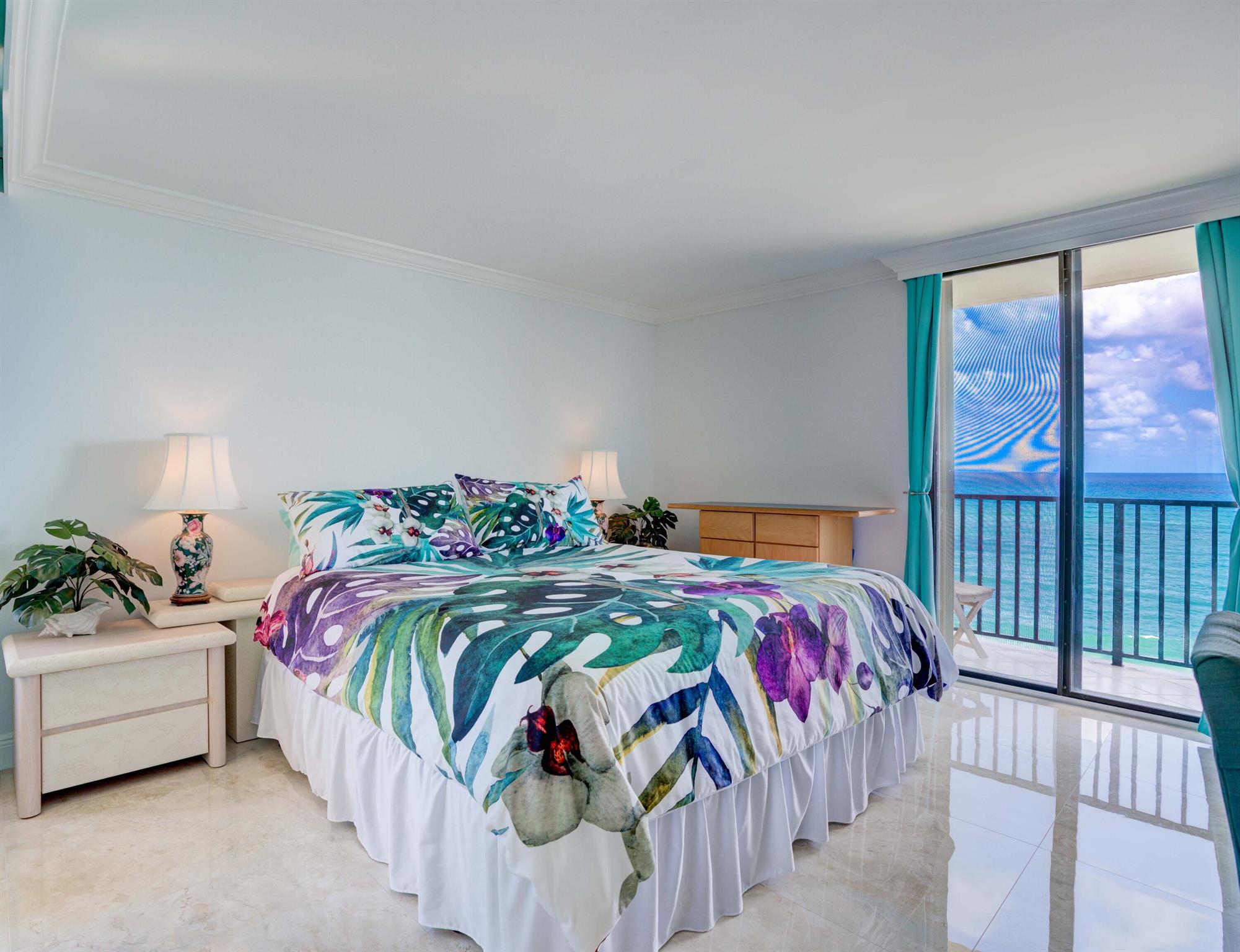 300 Ocean Trail Way 901