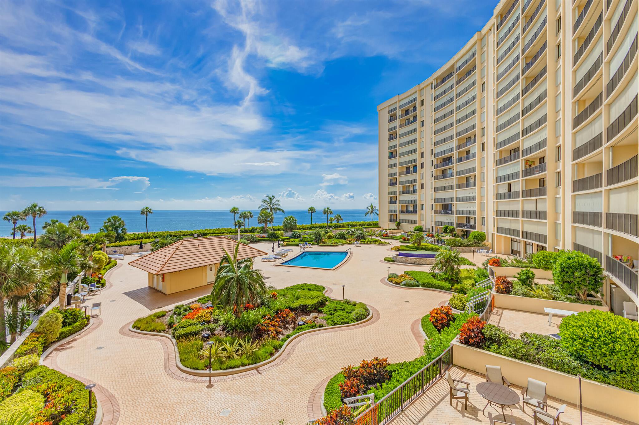 300 Ocean Trail Way 901