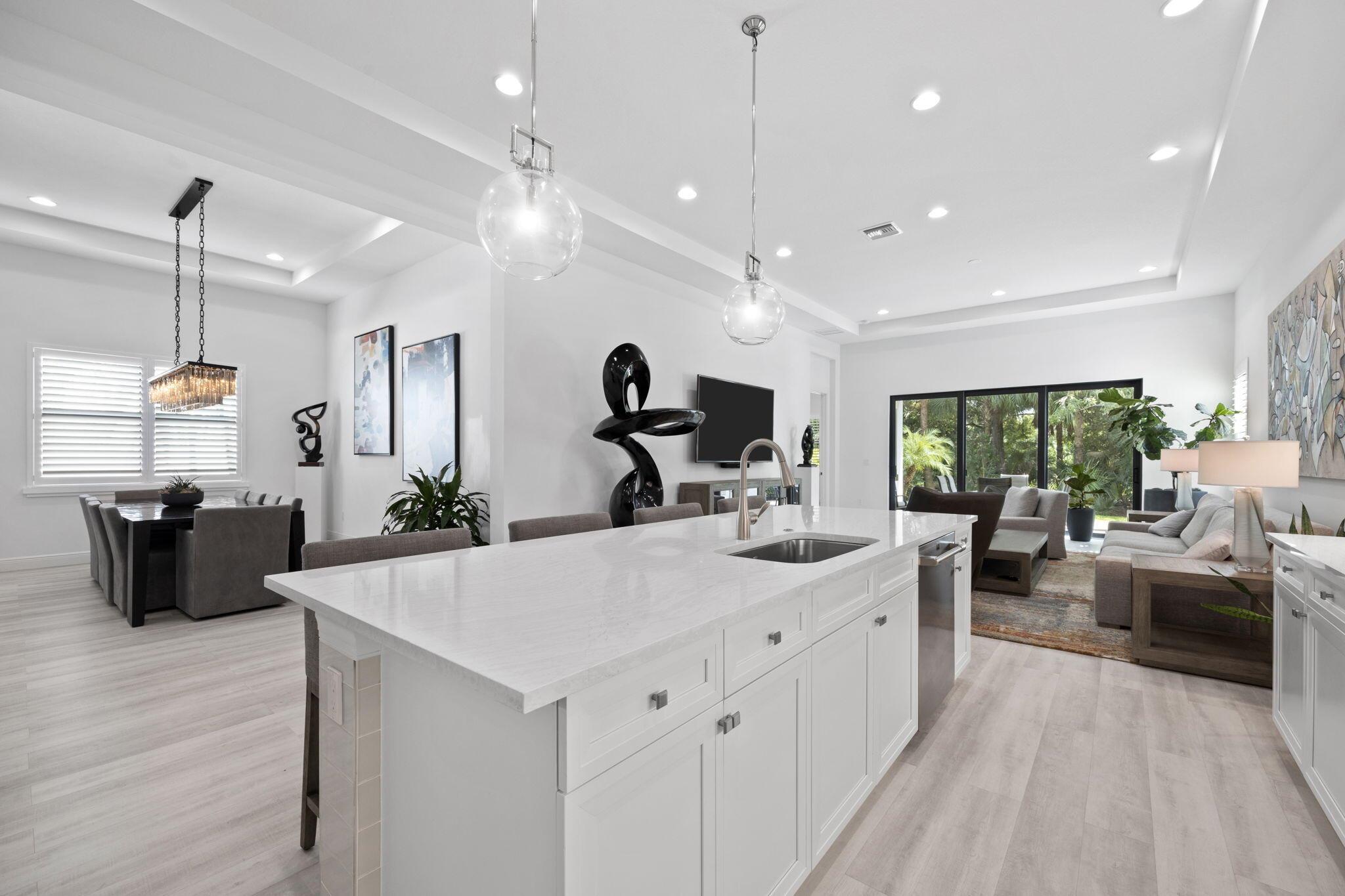 5626 Delacroix Terrace