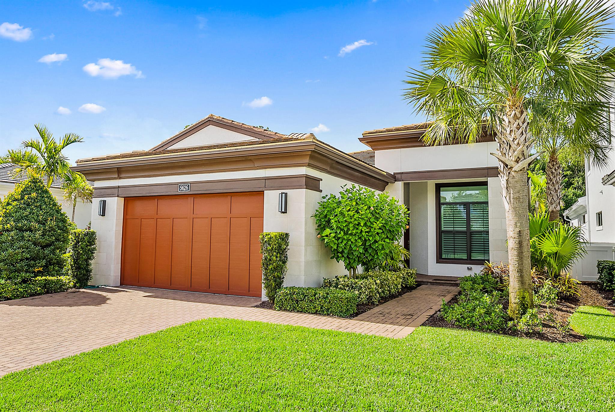 5626 Delacroix Terrace