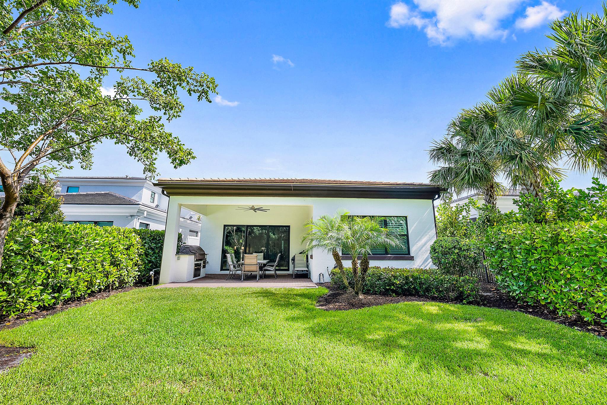 5626 Delacroix Terrace
