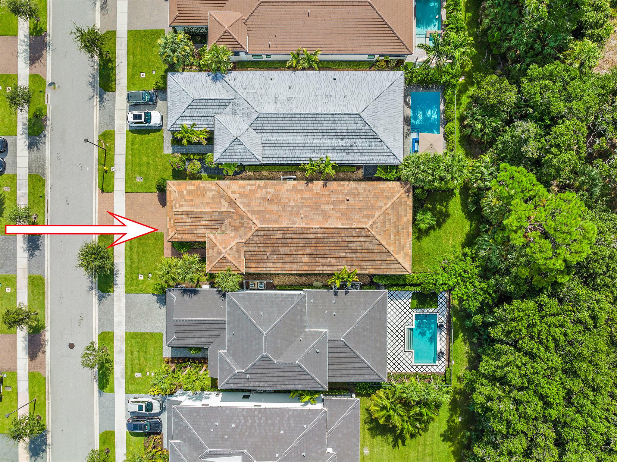 5626 Delacroix Terrace