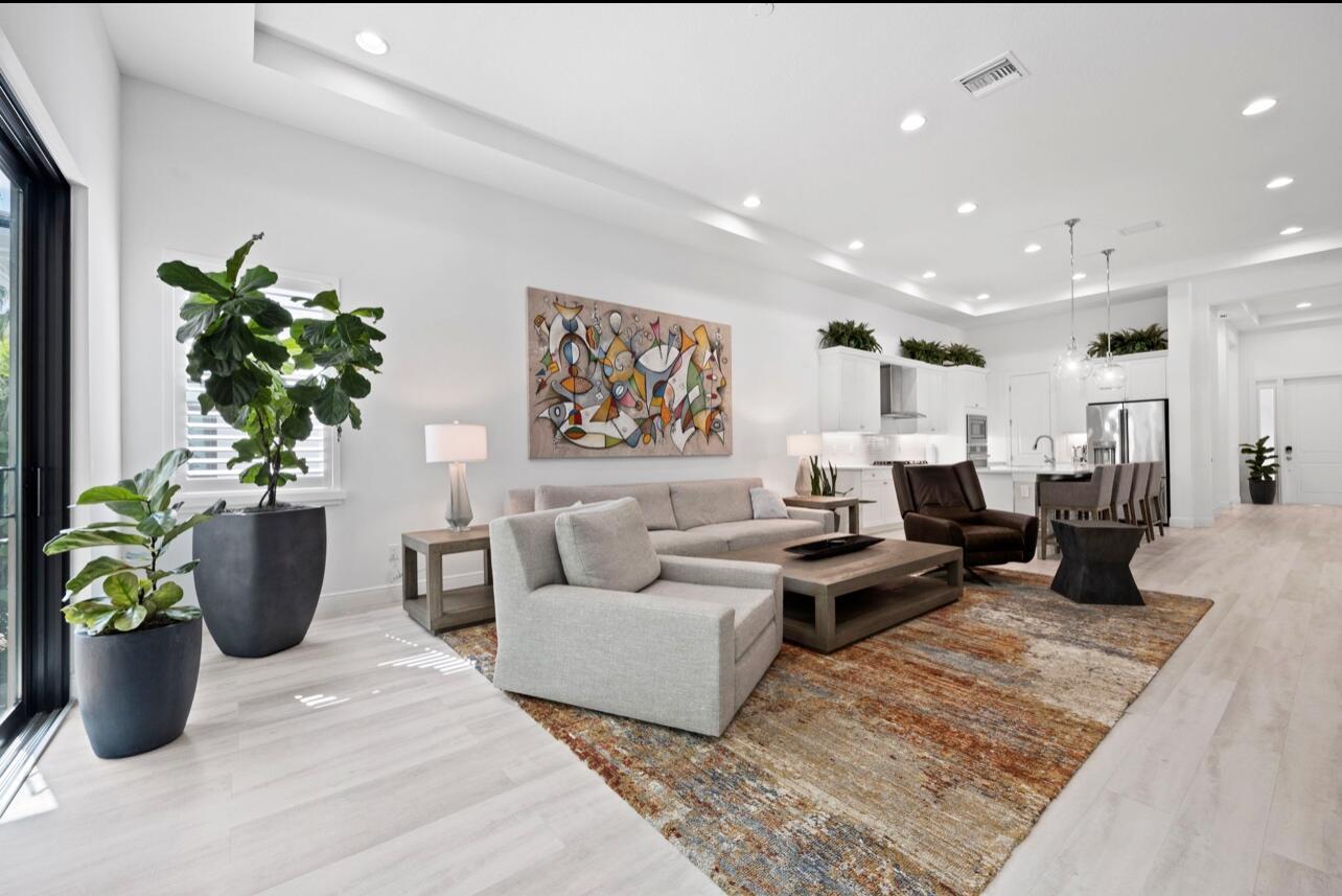 5626 Delacroix Terrace