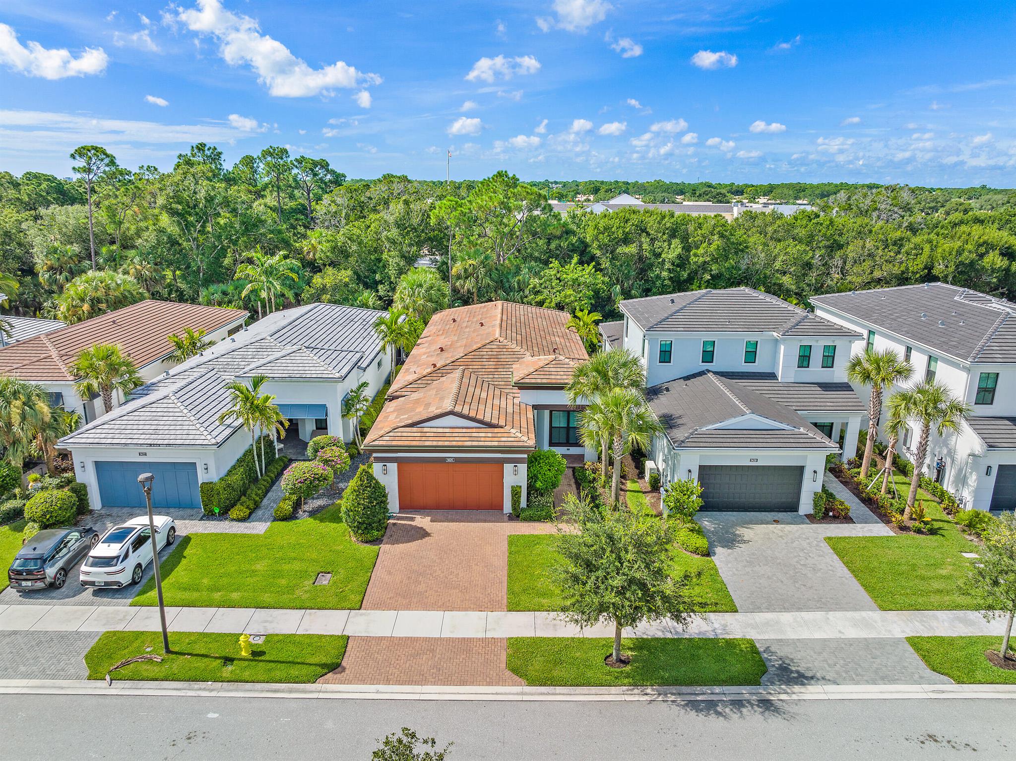 5626 Delacroix Terrace