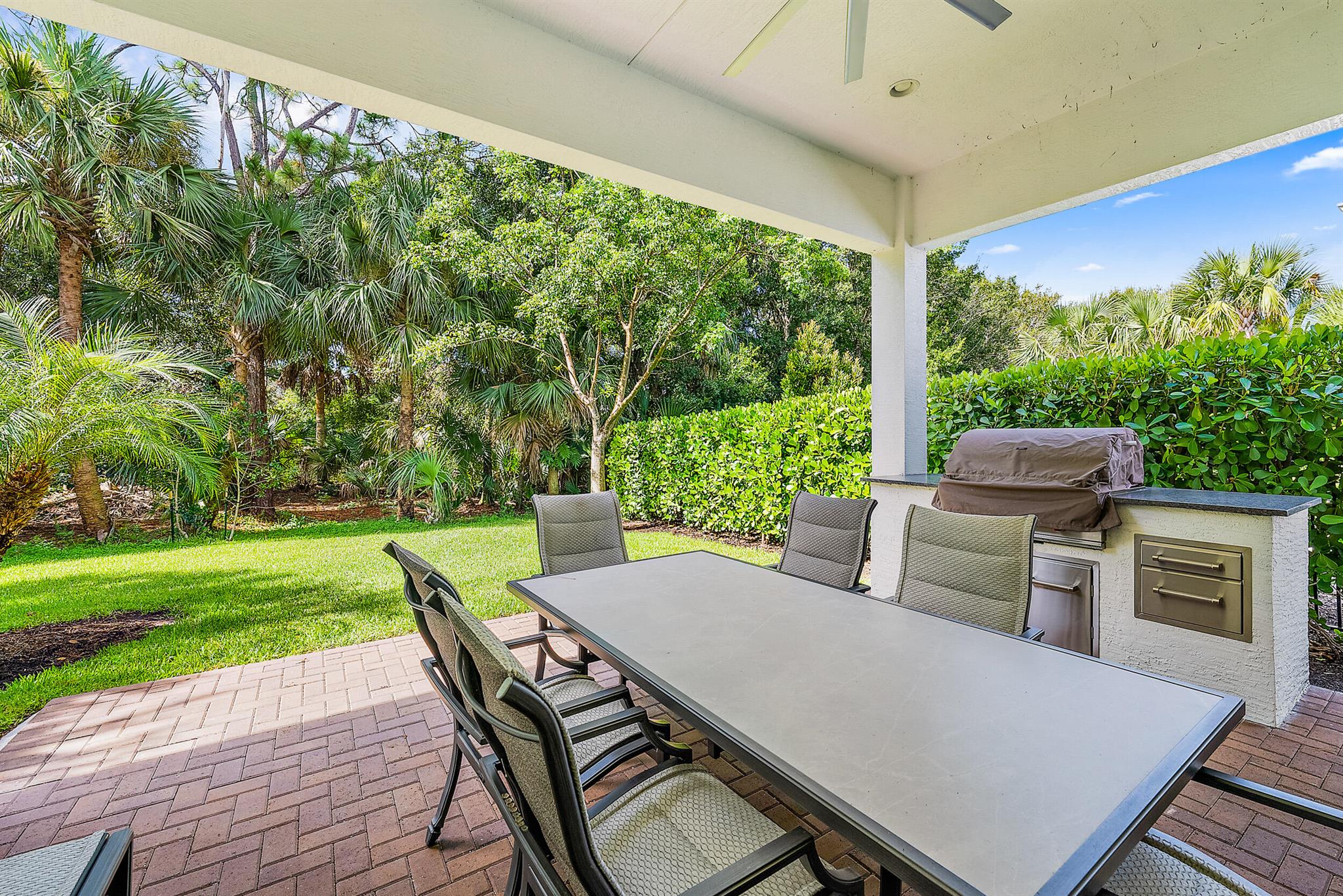 5626 Delacroix Terrace