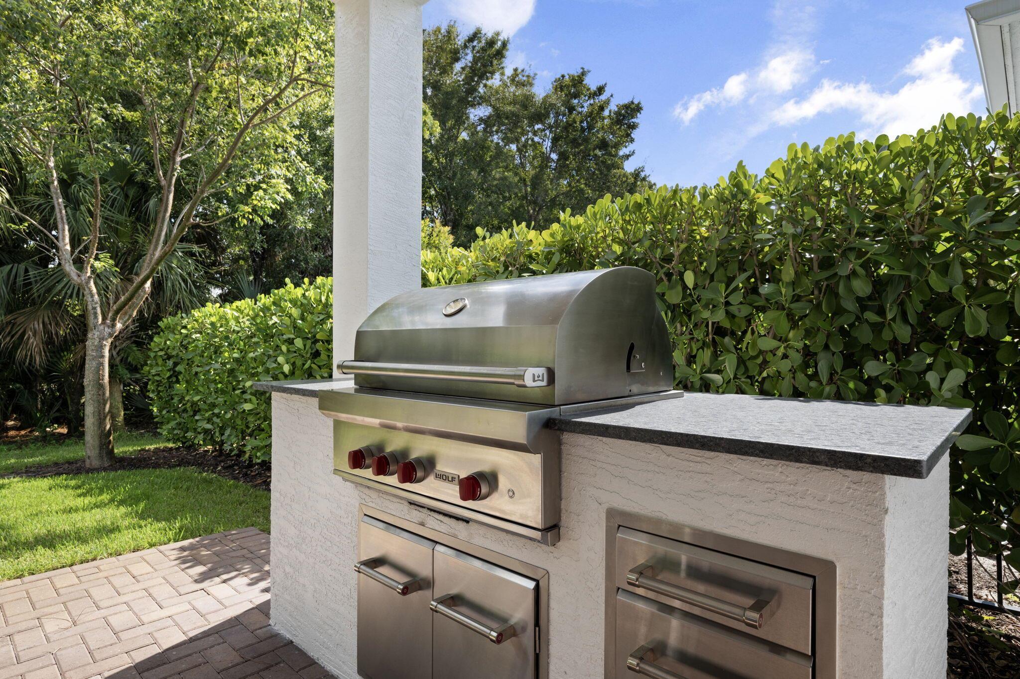 5626 Delacroix Terrace