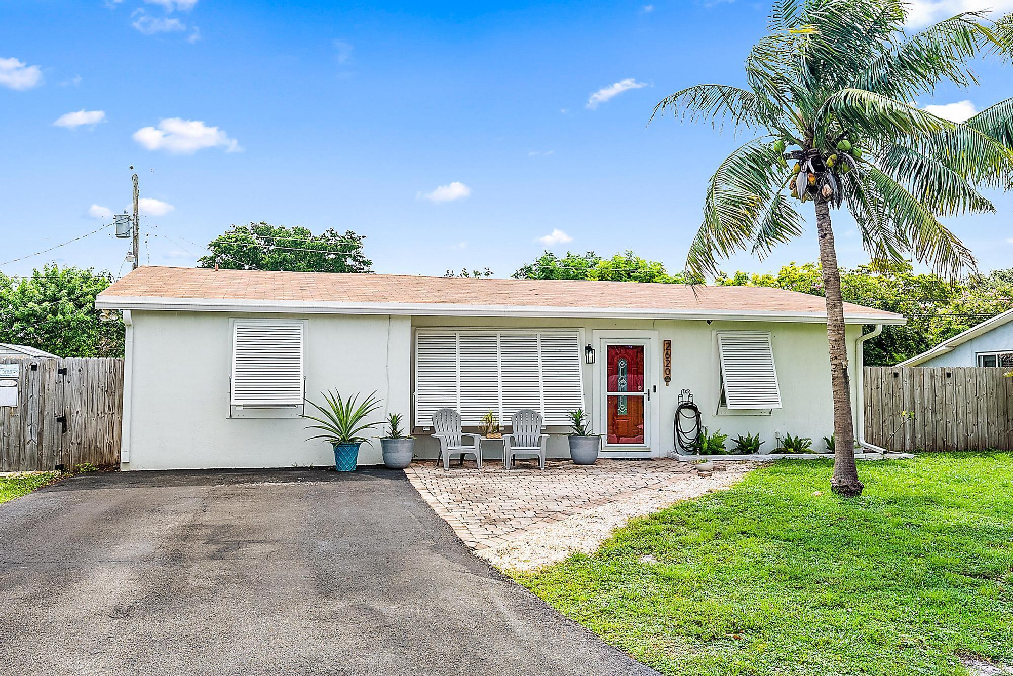 2620 NE 9th Terrace