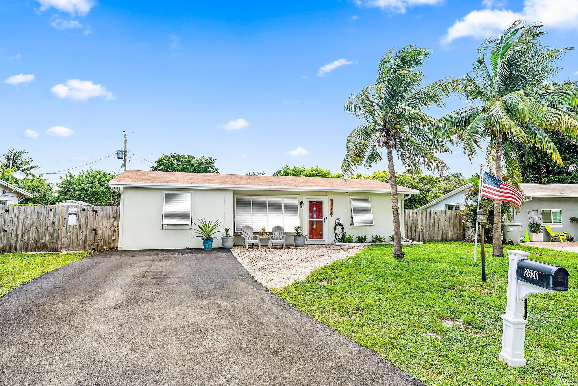 2620 NE 9th Terrace