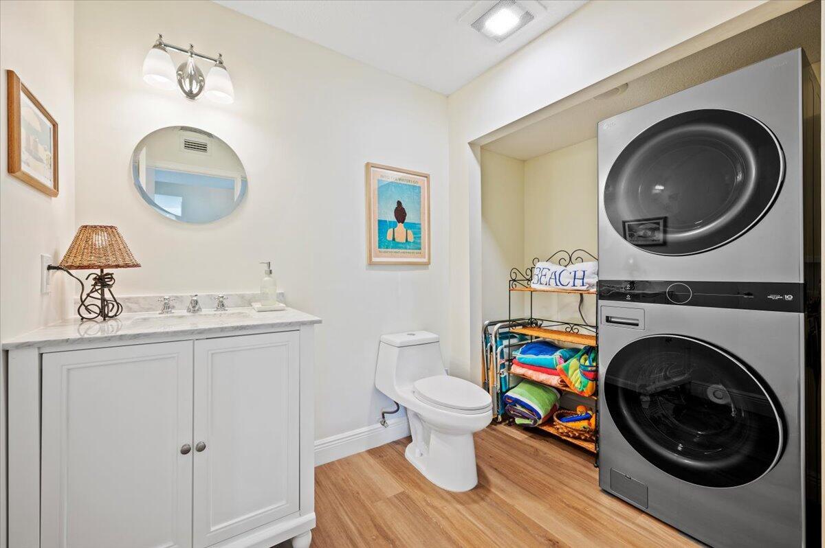 1420 Ocean Way 24d