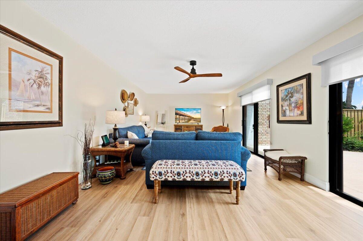 1420 Ocean Way 24d