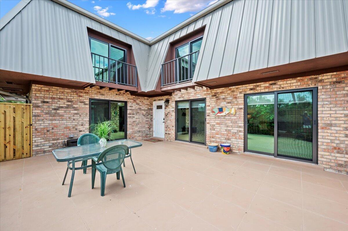 1420 Ocean Way 24d