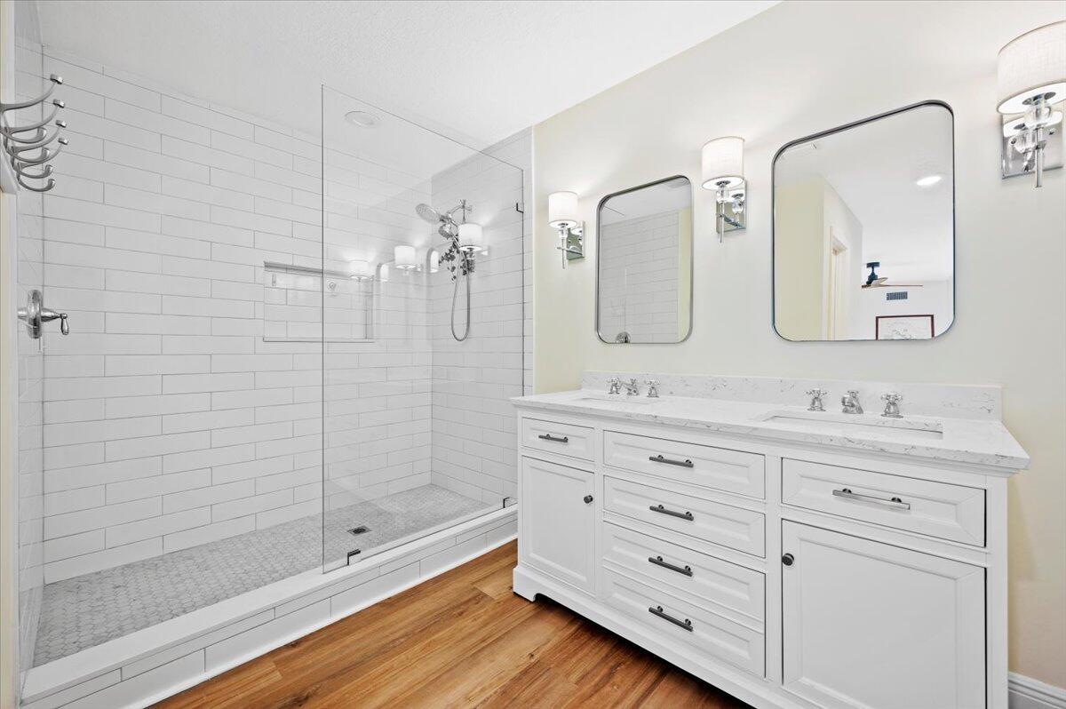 1420 Ocean Way 24d