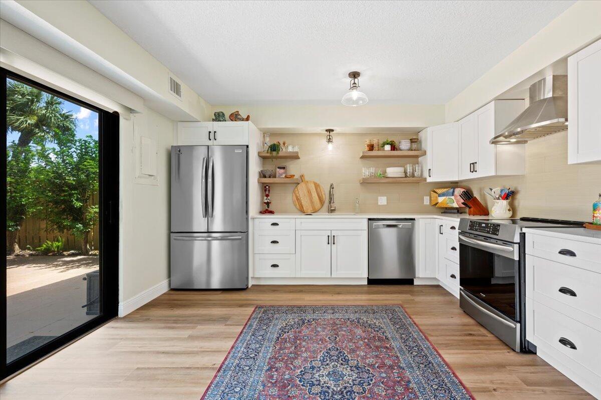 1420 Ocean Way 24d