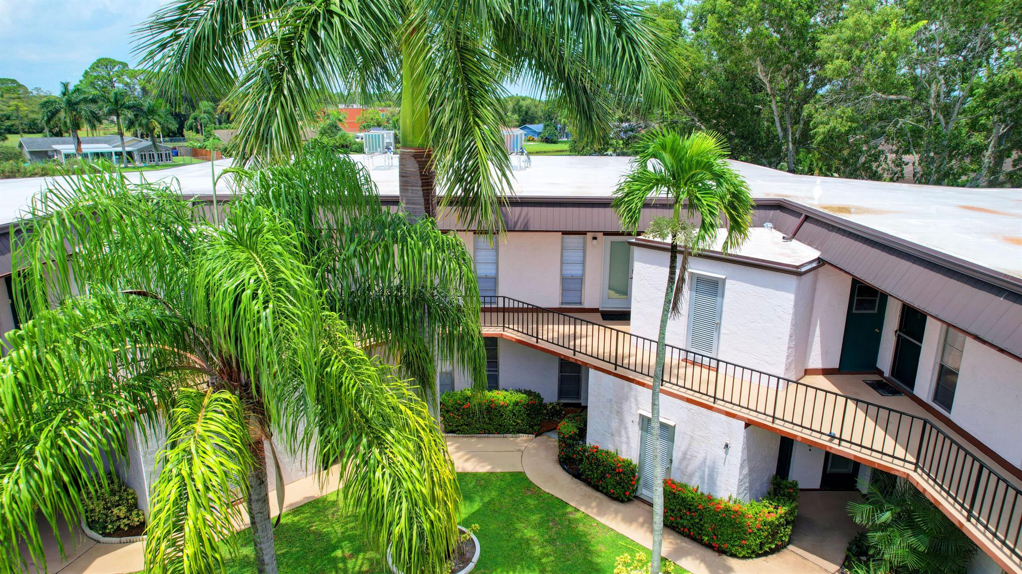4 Greenway N 109