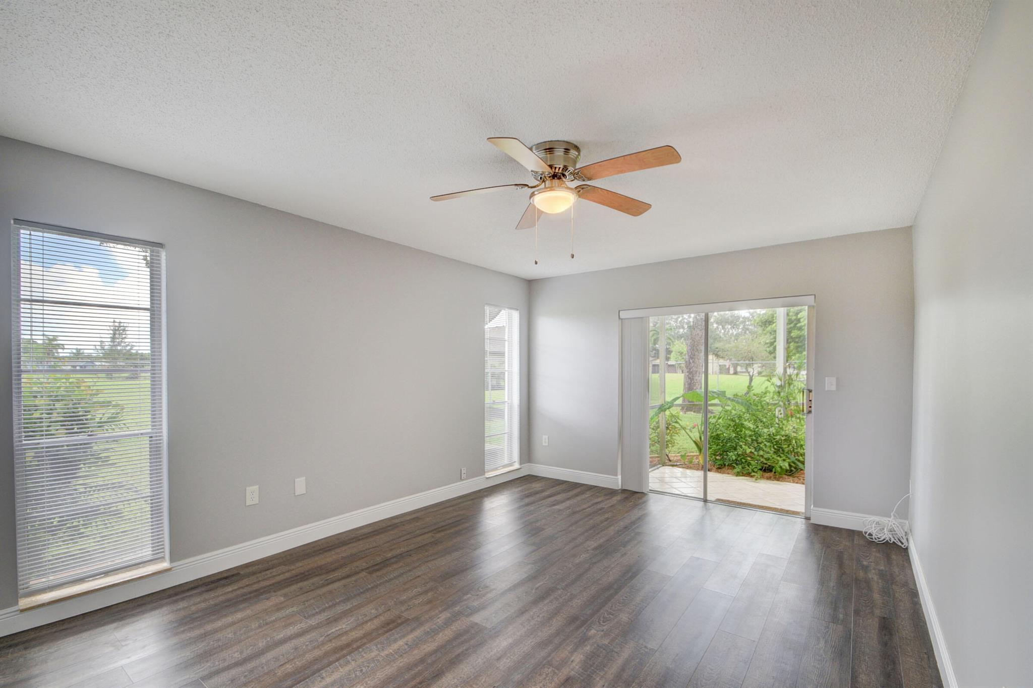 4 Greenway N 109