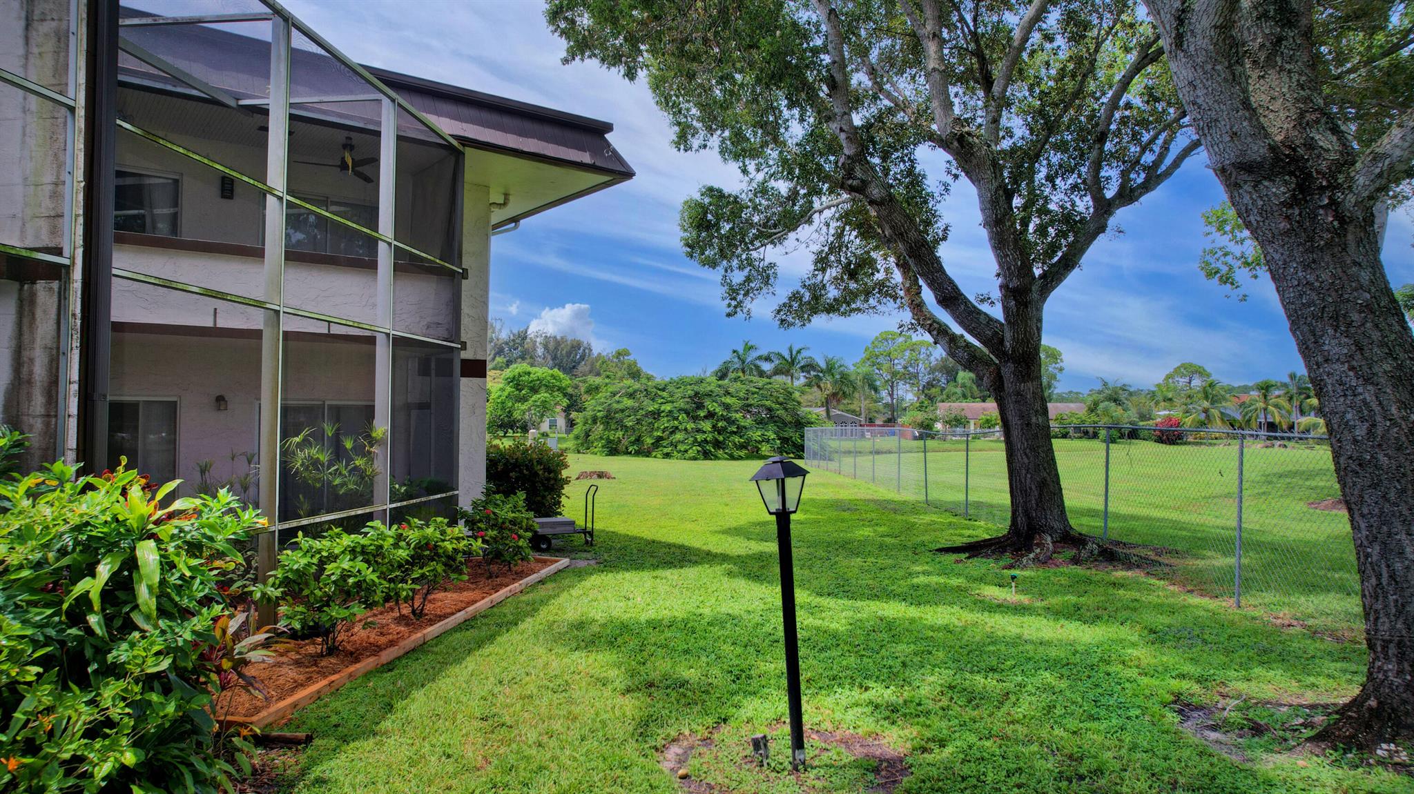 4 Greenway N 109