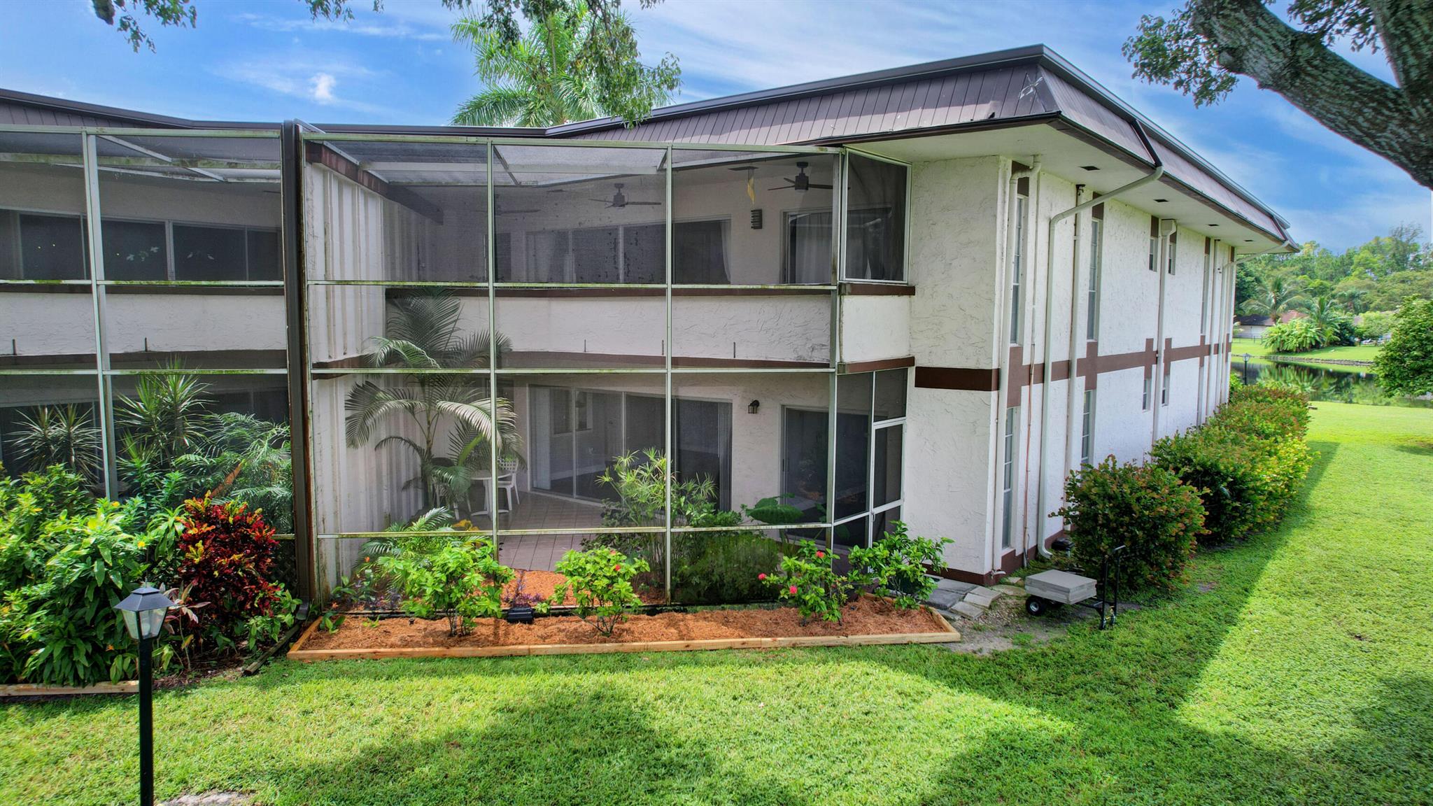4 Greenway N 109
