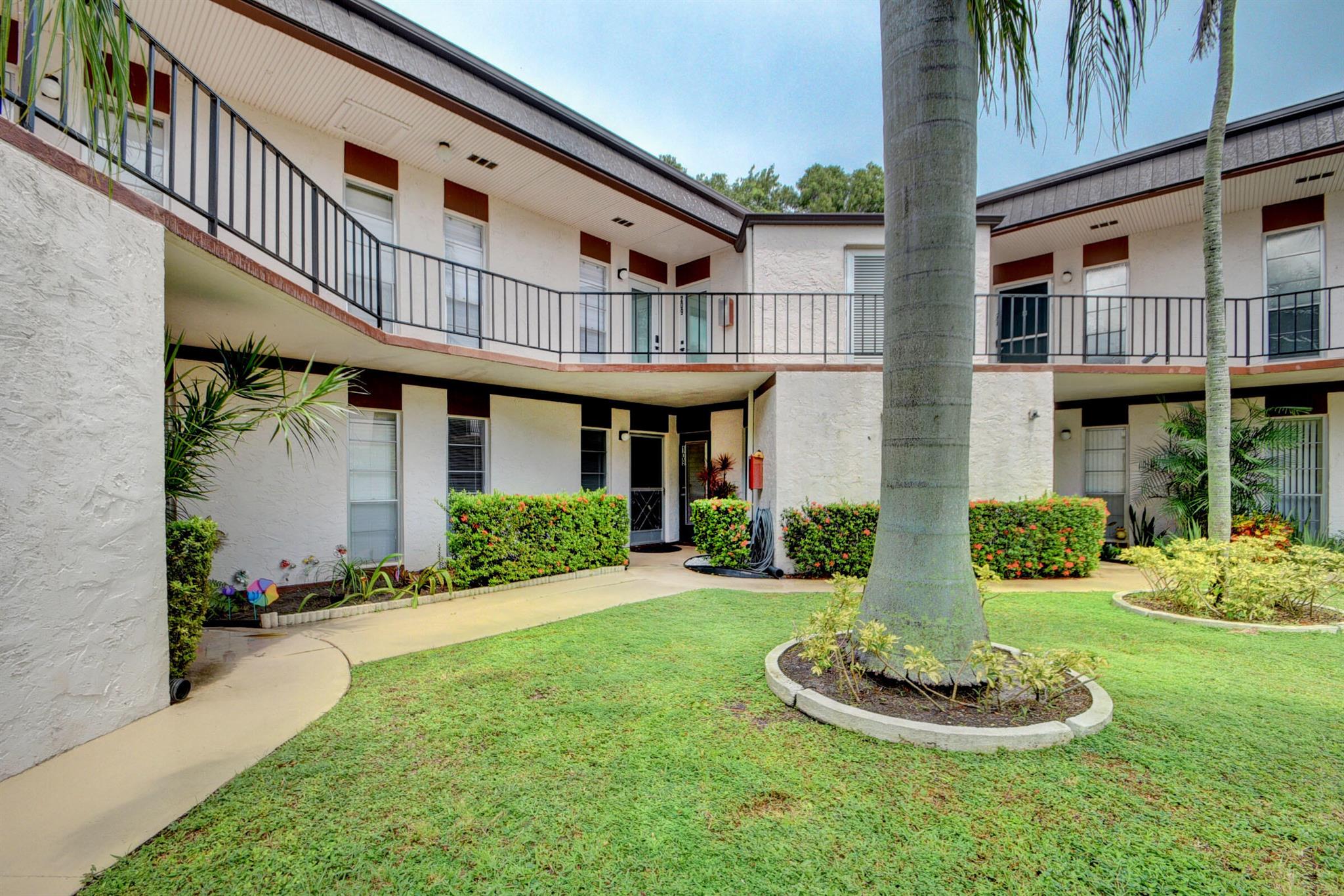 4 Greenway N 109
