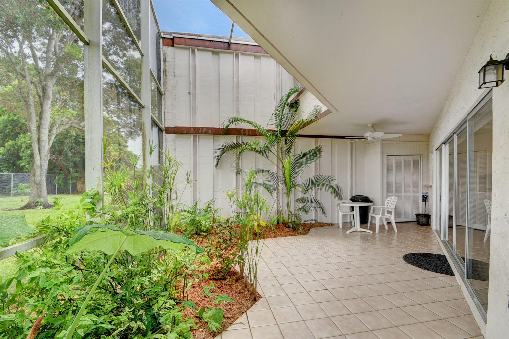 4 Greenway N 109