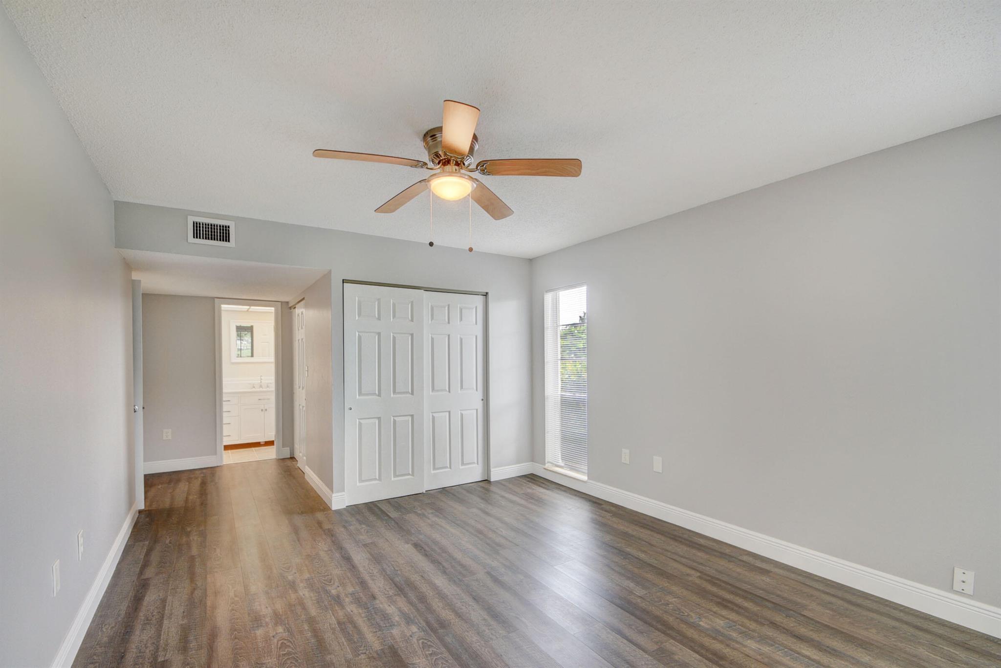 4 Greenway N 109