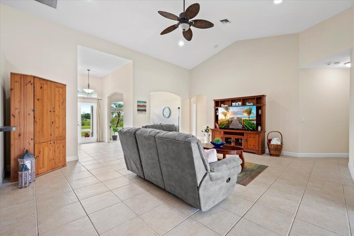 6139 NW Densaw Terrace