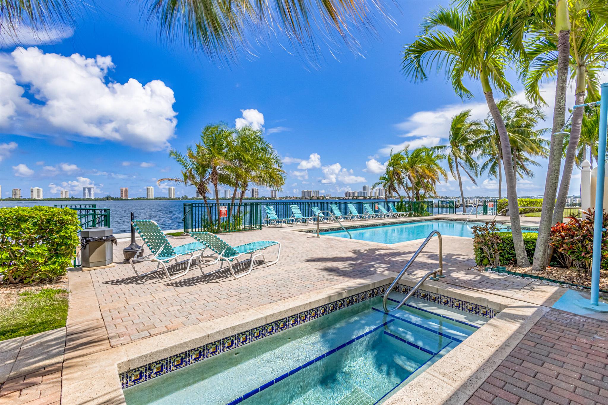 1140 Lake Shore Drive 105